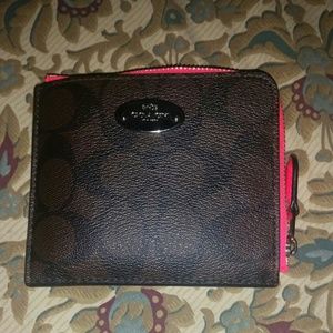 Authentic 'Coach' mini Wallet BNWOT