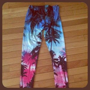 Palm tree tights 🌴