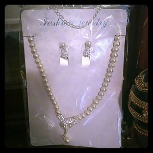 Faux pearl necklace and clip on earring set