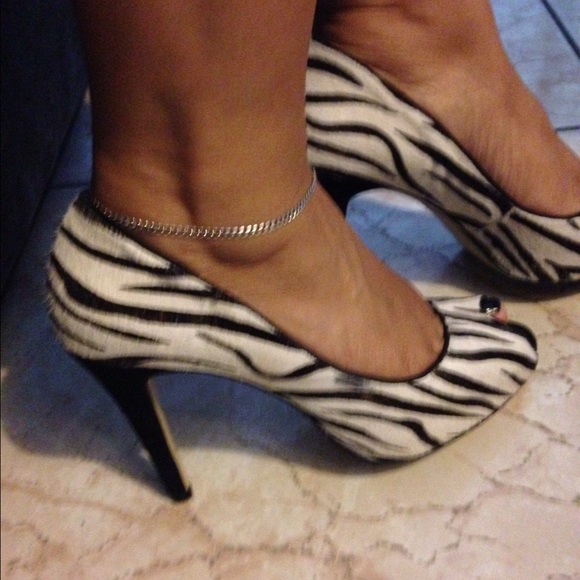 Guess peep toe zebra skin high heels