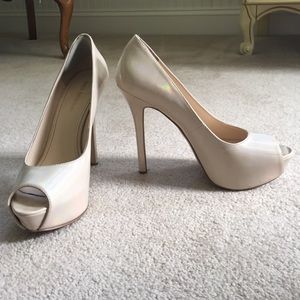 Nude / Iridescent Peep-Toe Pumps