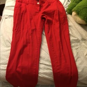Red Capris