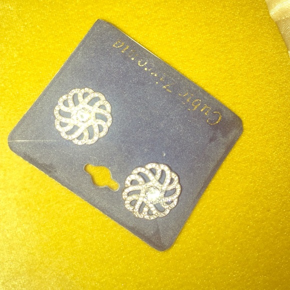 day time earrings for every day