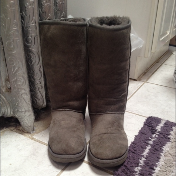 Grey Classic Tall Uggs