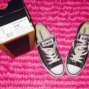 Slightly Worn Charcoal Grey Converse Size 6