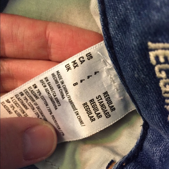 Light wash jeans