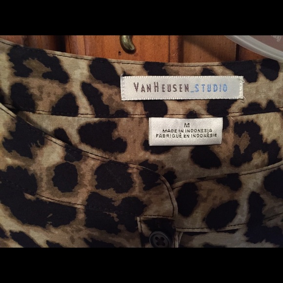 Blouse! - Picture 4 of 4
