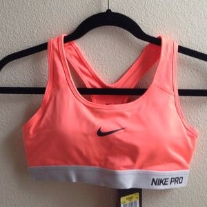 NIKE Pro-Fit Sports Bra