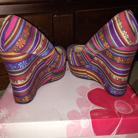 Wedge Colorful Heel - Picture 3 of 4