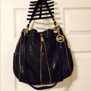 Michael Kors Authentic Black Moxey zipper bag