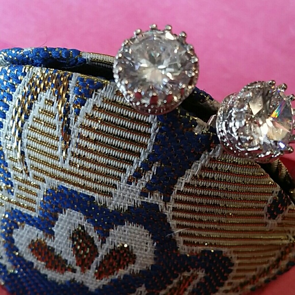 8mm 2ct. Swiss cz diamond stud earrings