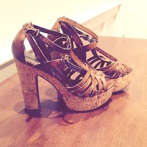 Express 4" brown sandal heels