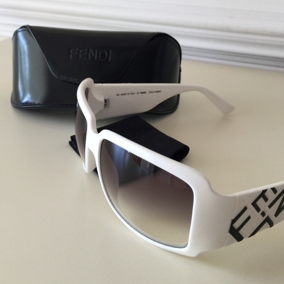 Fendi sunglasses main image 4