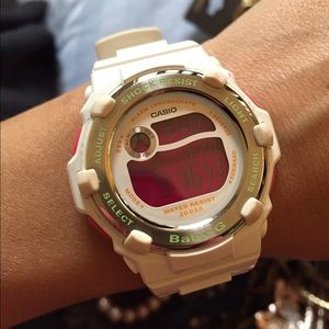 🎉sale🎉 today only... Baby-g shock watch