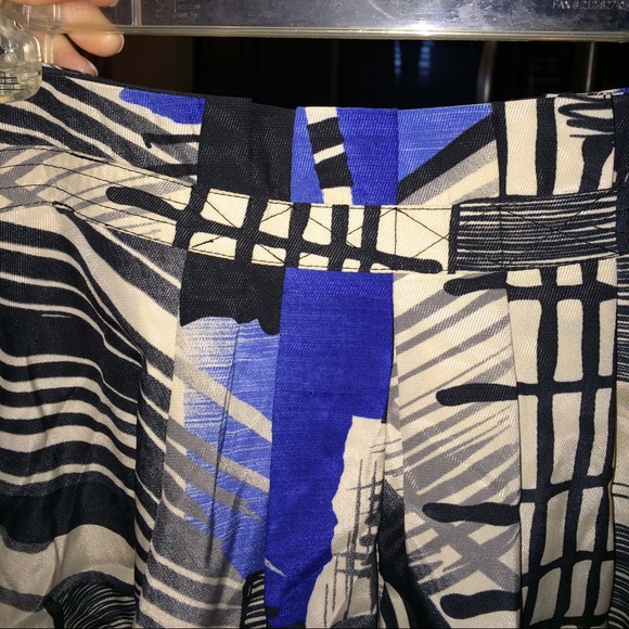 Fun Skirt!! - Picture 2 of 3