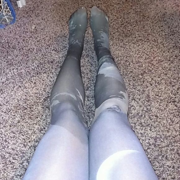 Urban outfitters mountain scene tights
