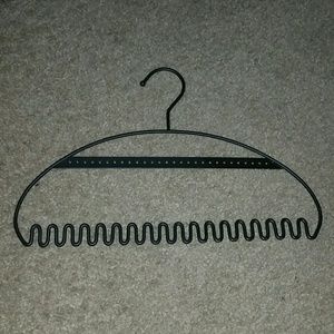 Jewelry hanger