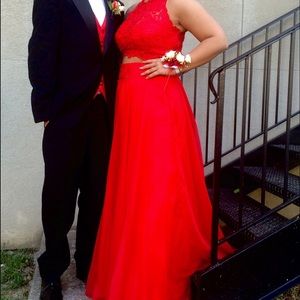 Dave & Johnny 2 piece prom dress!