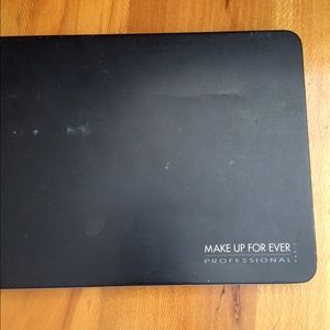 Makeup forever empty magnetic pallet