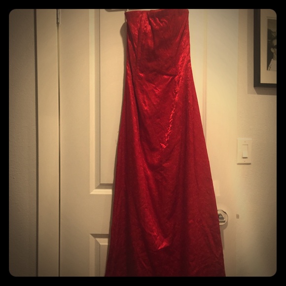 Red prom dress - Picture 1 of 2