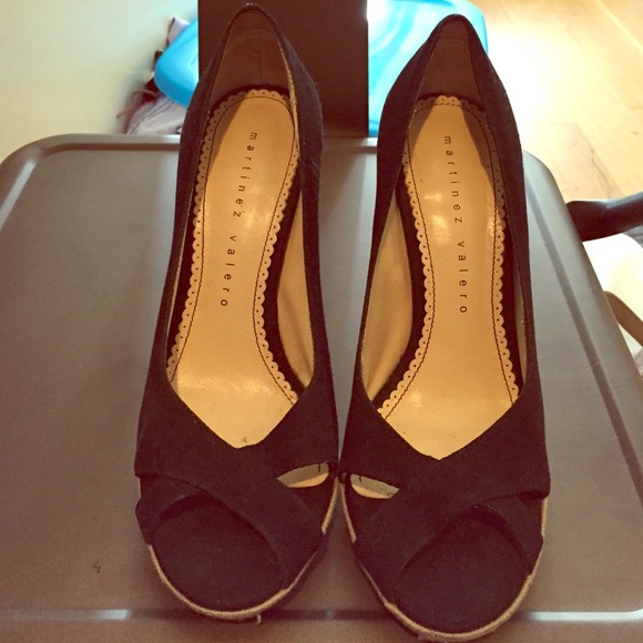 Linen peep toe heel