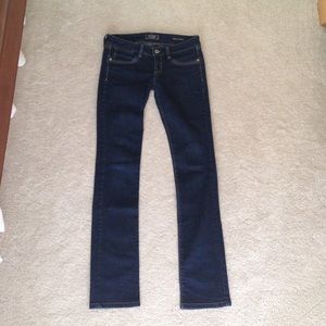 Guess Jeans in Starlet Straight