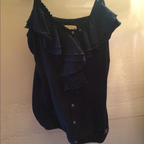 Hollister shirt