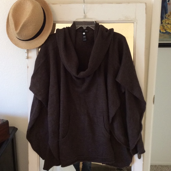 Bloomingdales Aqua Dark Brown Poncho