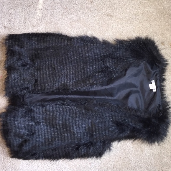 fur vest