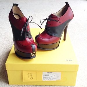 FENDI SHOES (100% AUTHENTIC!!!)