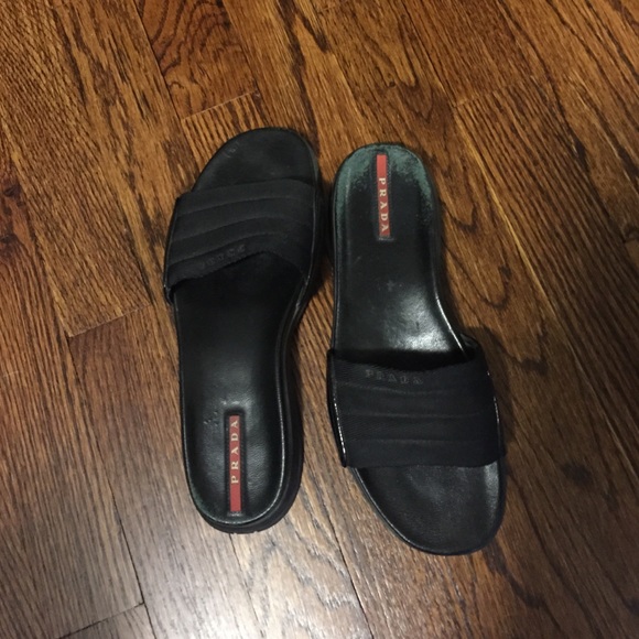 Prada flip flops - Picture 1 of 3