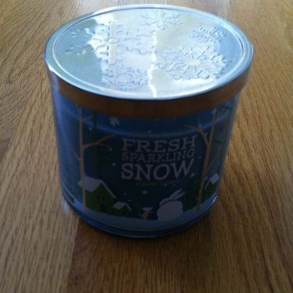 BRAND NEW CANDLE