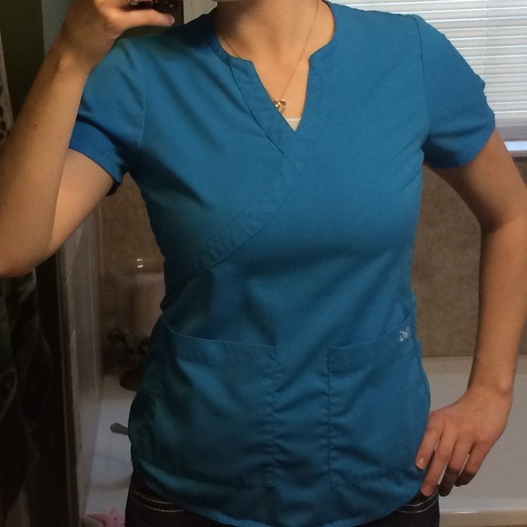 SOLD Blue NRG scrub set