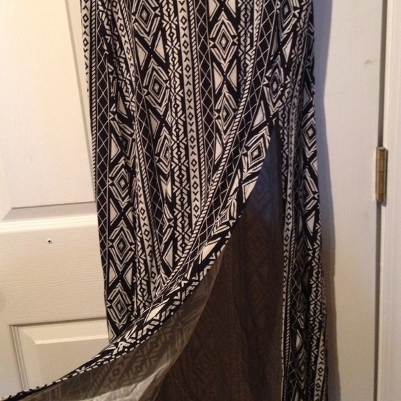 Maxi skirt - Picture 2 of 3