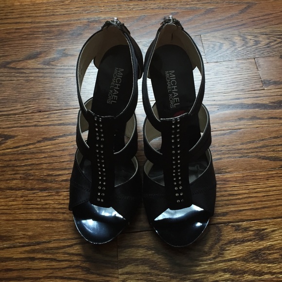 Authentic Michael Kors Heels - Picture 1 of 4