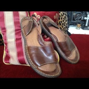 BORN Brown Leather Slingback Sandals Pre-Loved 8