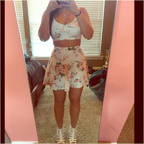 Matching top and skirt set!