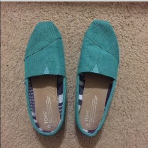 Toms green corduroy shoes