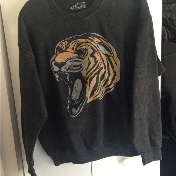 Tiger sweatshirt