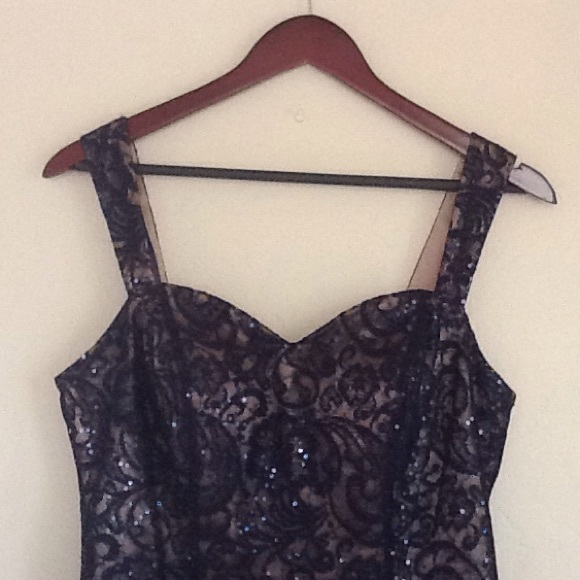 Navy blue and latte evening gown - Picture 3 of 4