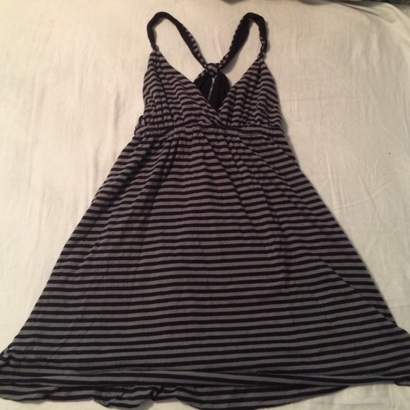Black/grey striped beach cover up