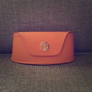 Tory burch leather sunglasses case