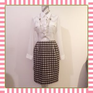 Houndstooth pencil skirt