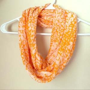 gap infinity scarf