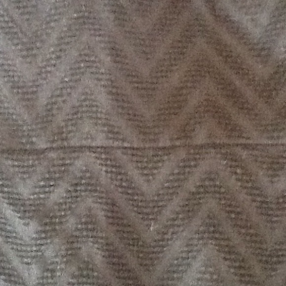 LBD - Picture 3 of 4