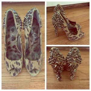 Sam Edelman leopard print open toe heel.