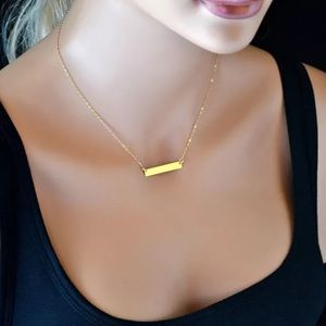 Gold bar necklace