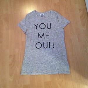Old navy t shirt