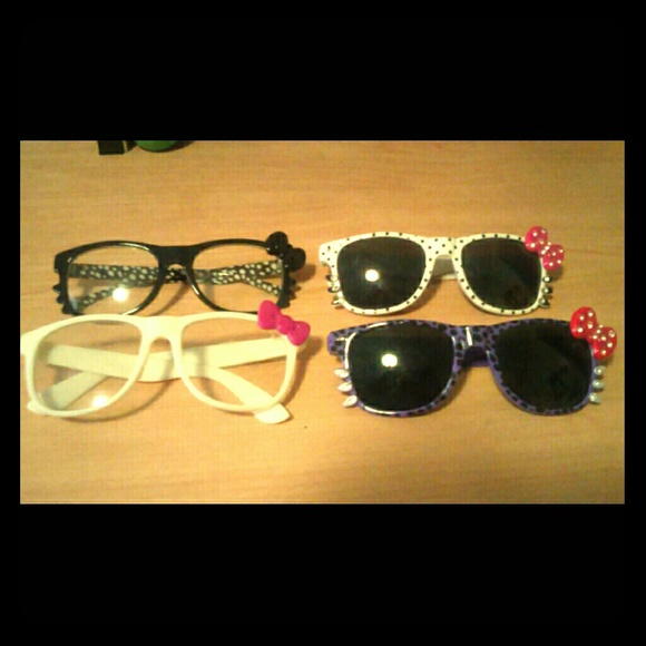 Hello kitty glasses