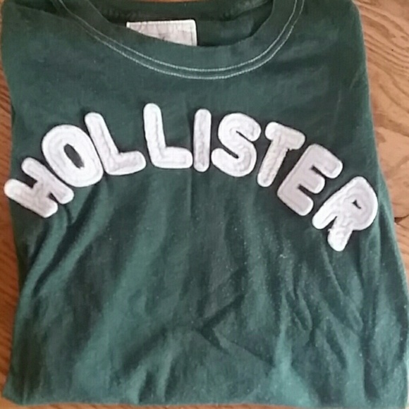 Hollister T-shirt